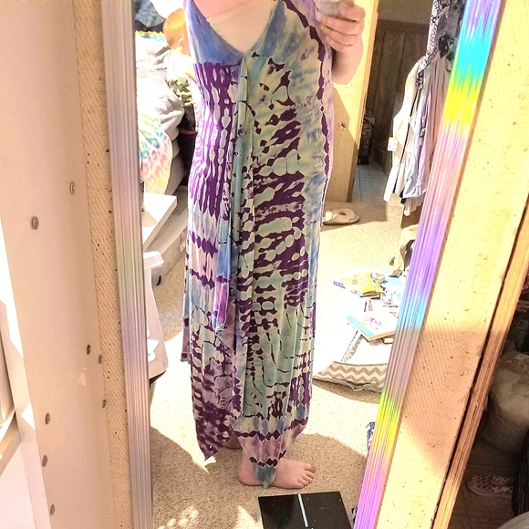 Multicolored Tie-Dye Sleeveless Dress - Picture 8 of 10